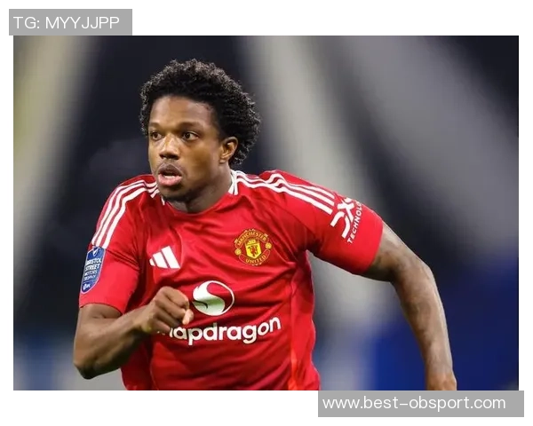 努诺门德斯伤愈复出巴黎官方发布训练照片展现积极状态